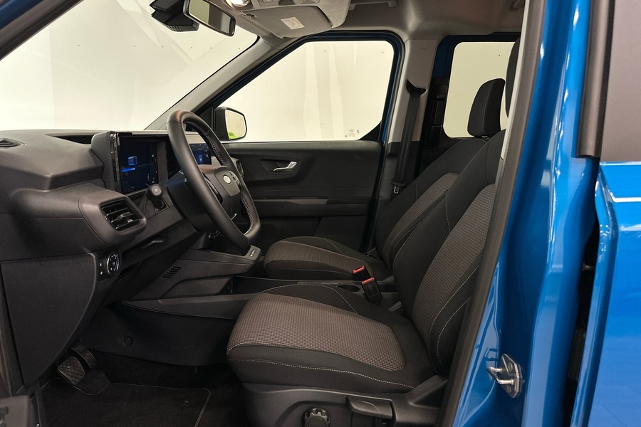 Ford Tourneo Courier vaihtoauto