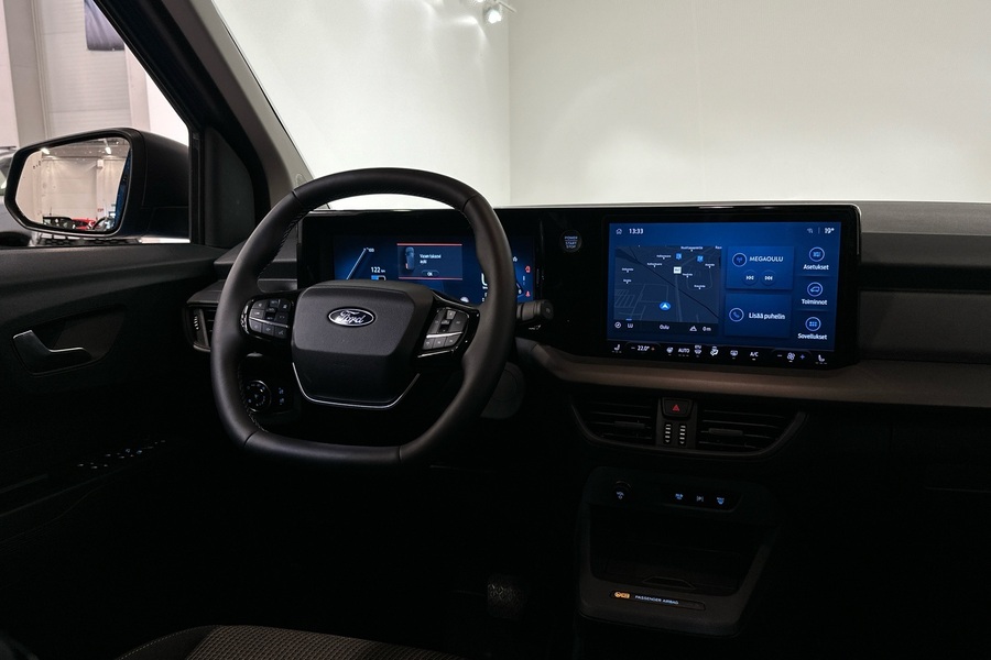 Ford Tourneo Courier vaihtoauto