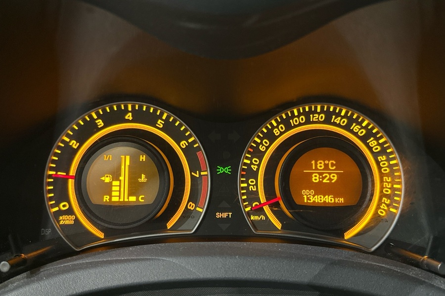 Toyota Auris vaihtoauto