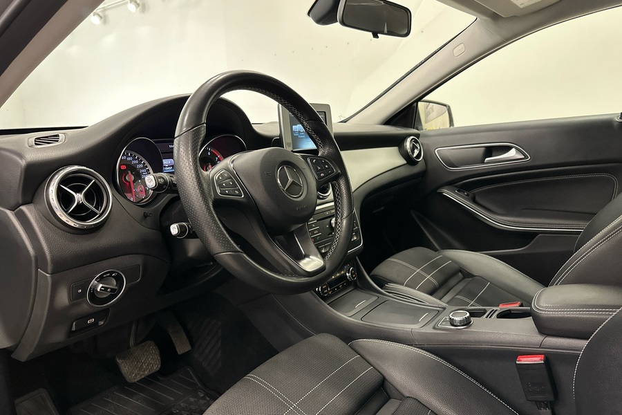 Mercedes-Benz GLA vaihtoauto