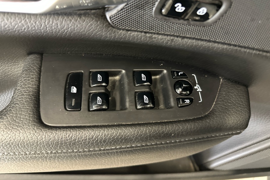 Volvo V90 Cross Country vaihtoauto