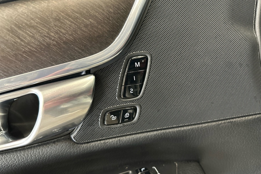 Volvo V90 Cross Country vaihtoauto