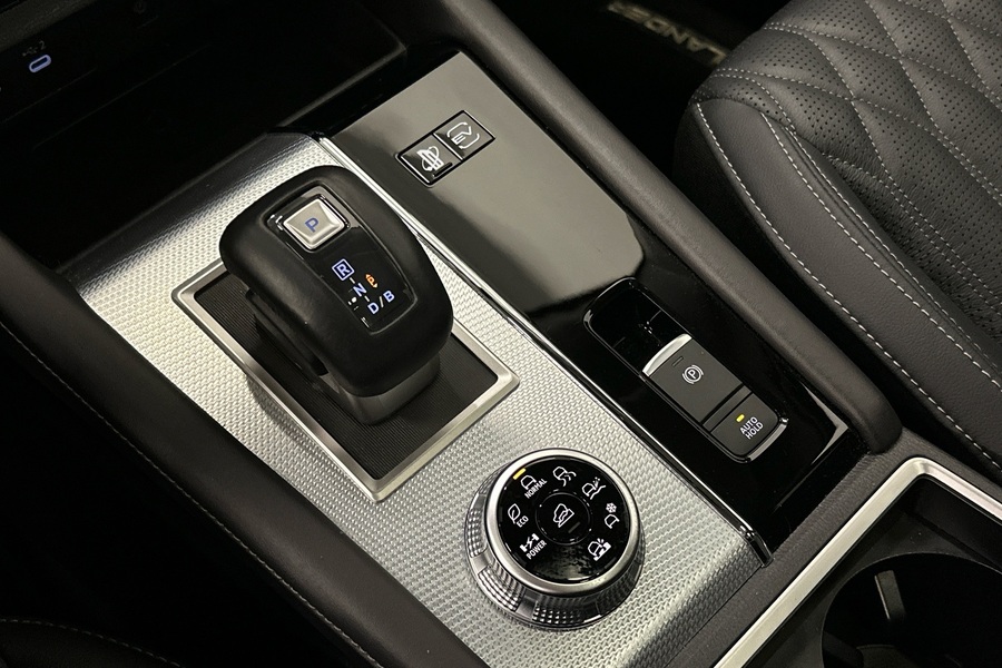 Mitsubishi Outlander vaihtoauto