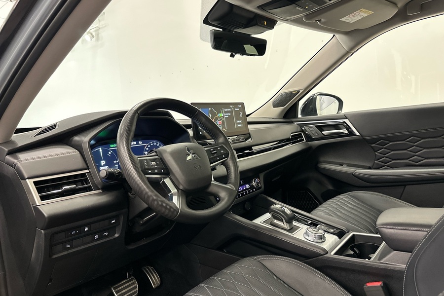 Mitsubishi Outlander vaihtoauto