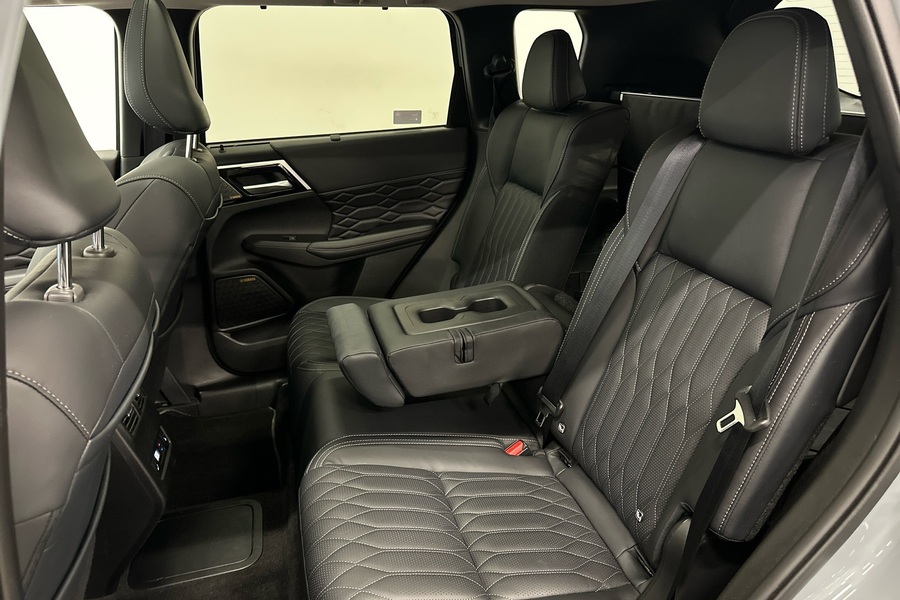 Mitsubishi Outlander vaihtoauto