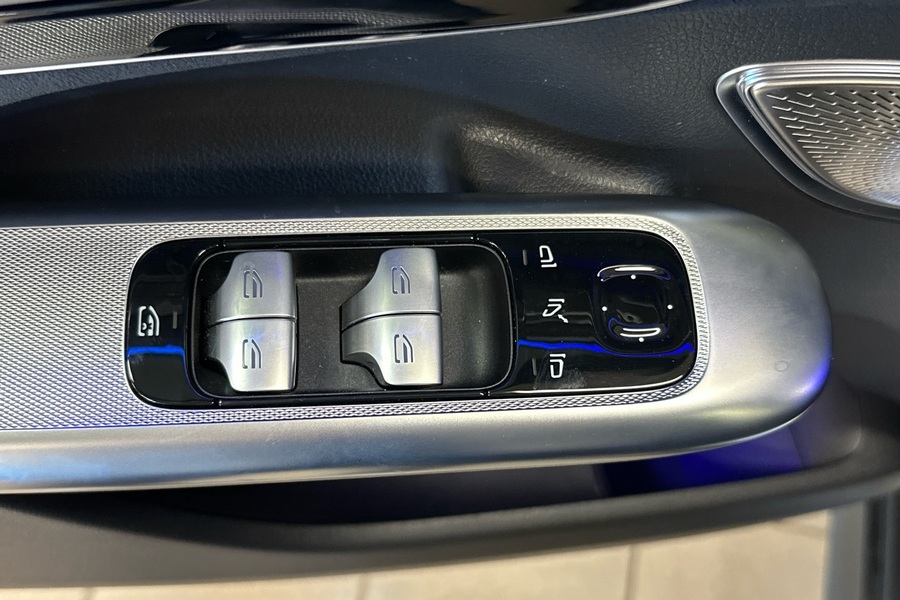 Mercedes-Benz EQE vaihtoauto