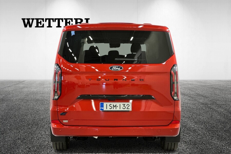 Ford Tourneo Custom vaihtoauto