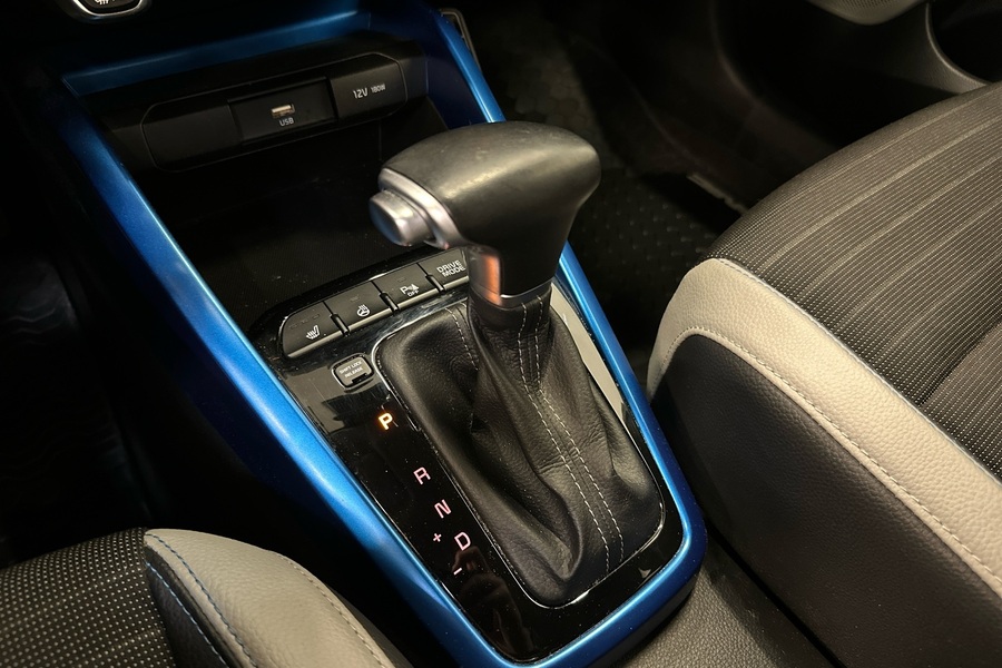 Kia Stonic vaihtoauto