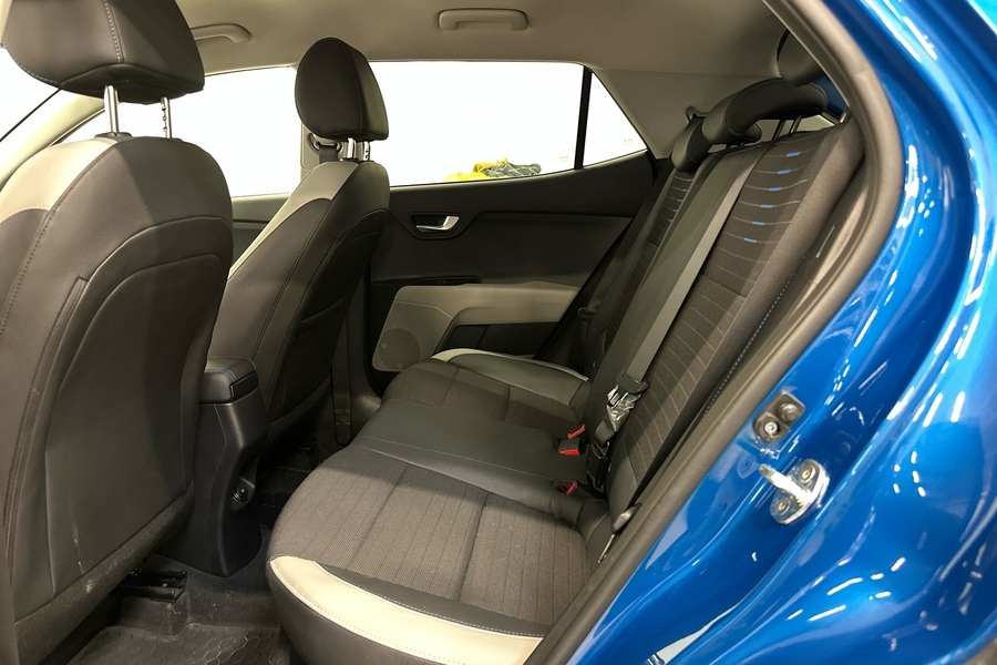 Kia Stonic vaihtoauto