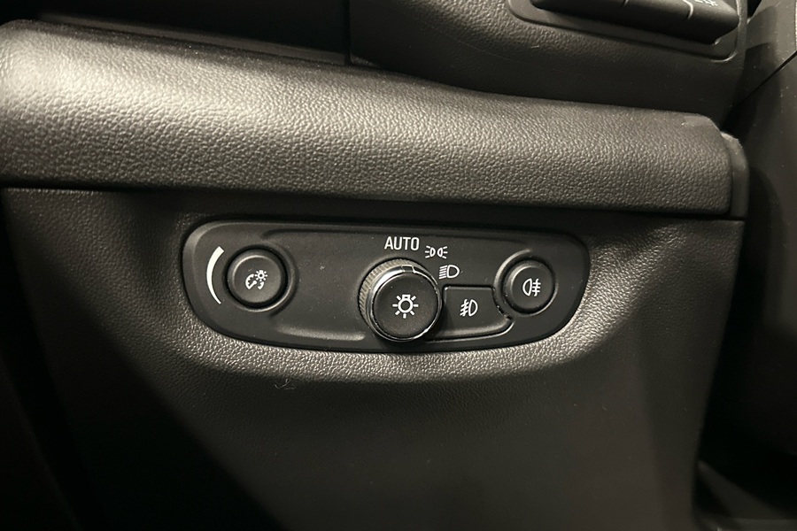 Opel Insignia vaihtoauto