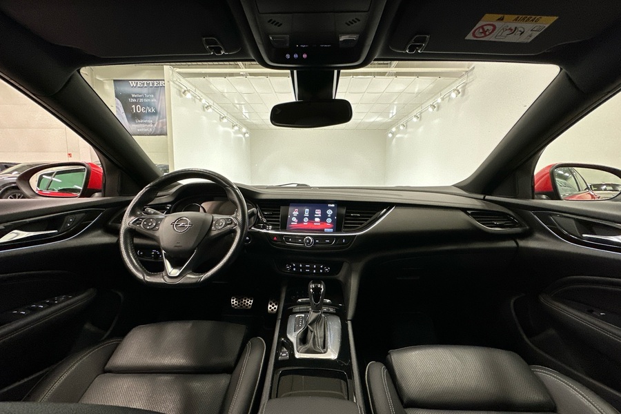 Opel Insignia vaihtoauto