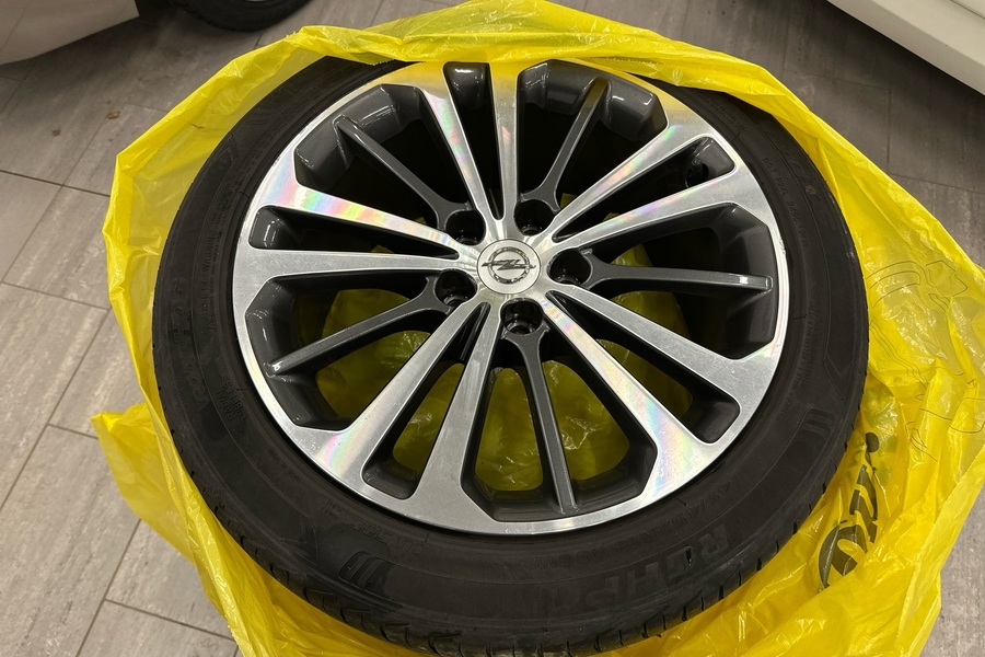 Opel Insignia vaihtoauto