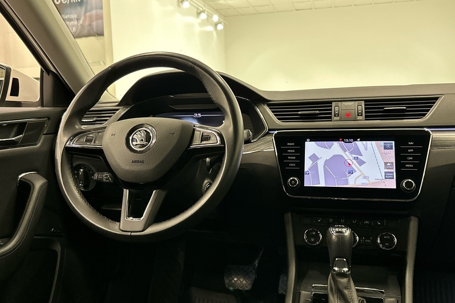 Skoda Superb vaihtoauto