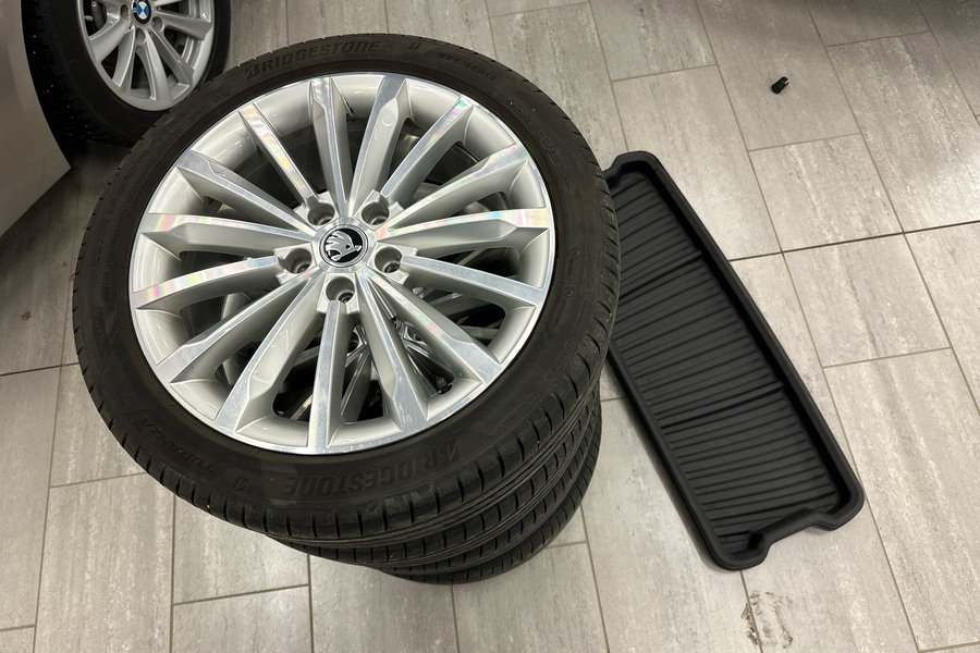 Skoda Superb vaihtoauto