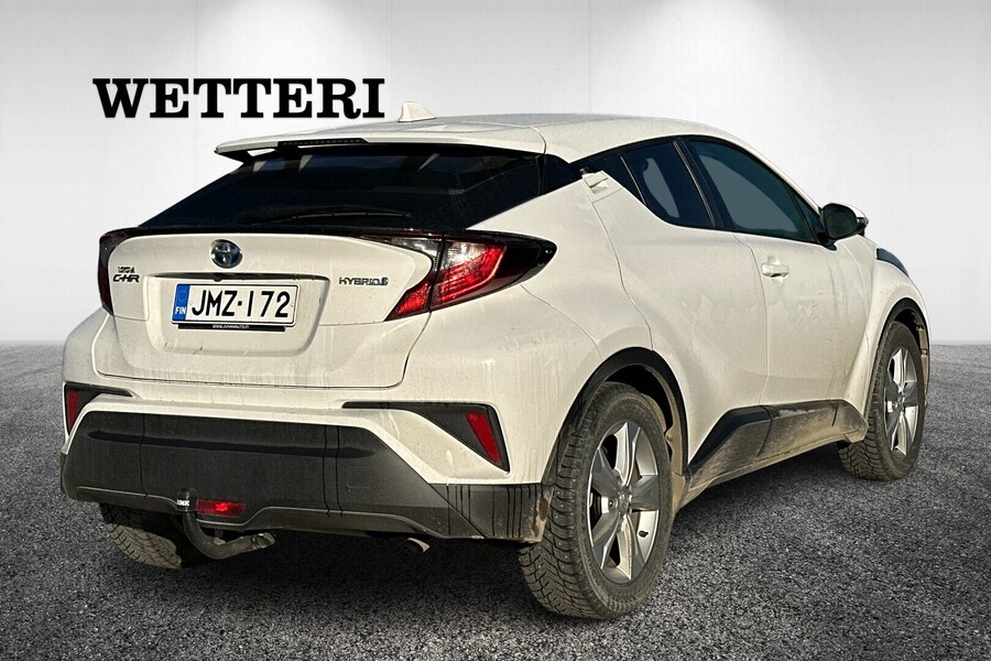 Toyota C-HR vaihtoauto