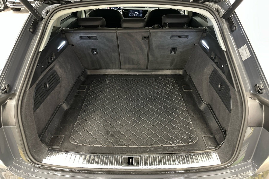 Audi Q8 e-tron vaihtoauto