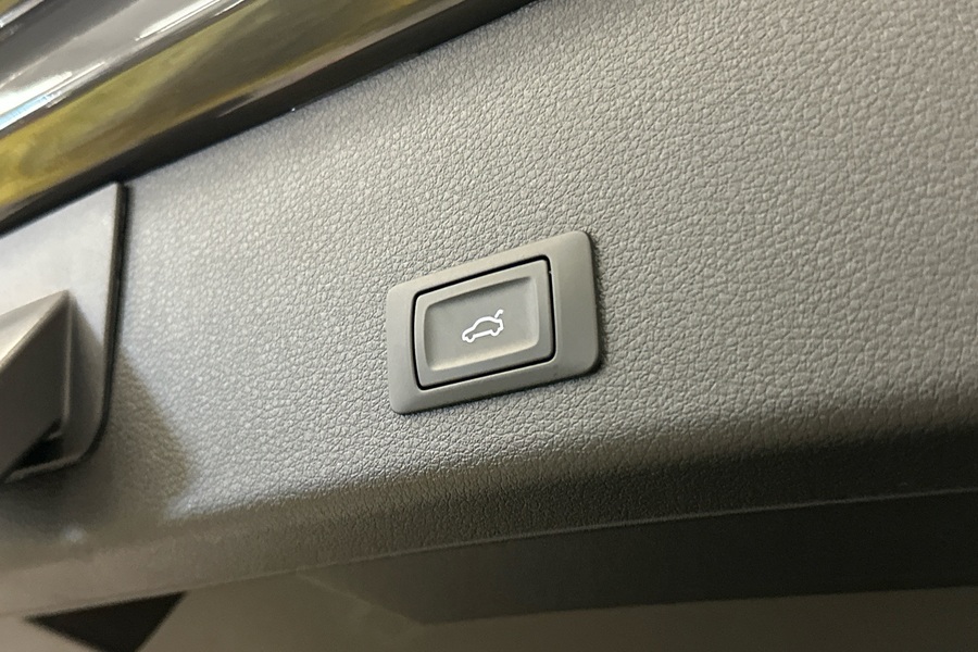 Audi Q8 e-tron vaihtoauto