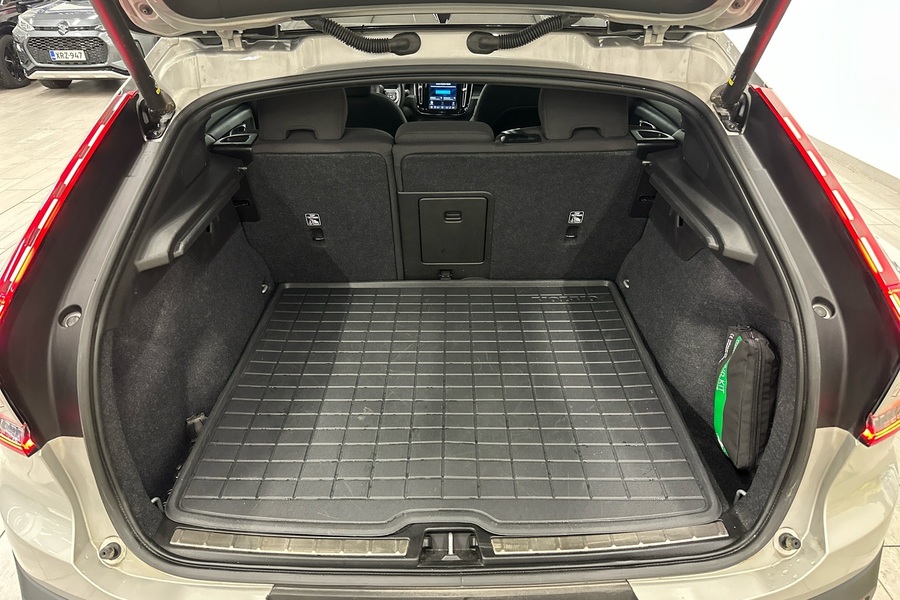 Volvo C40 vaihtoauto