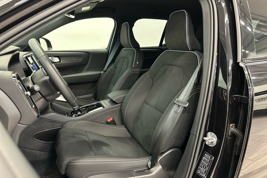Volvo EX40 vaihtoauto