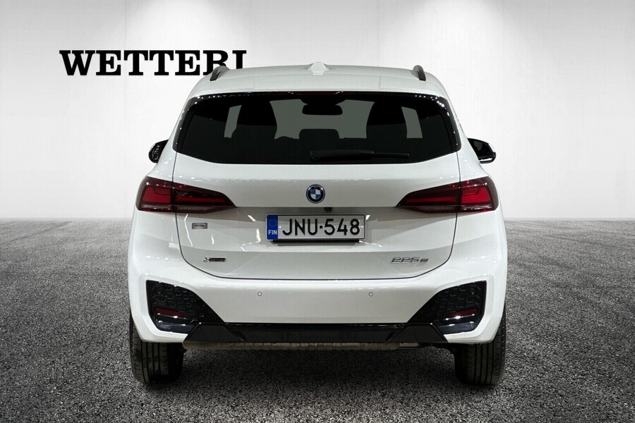 BMW 225 vaihtoauto