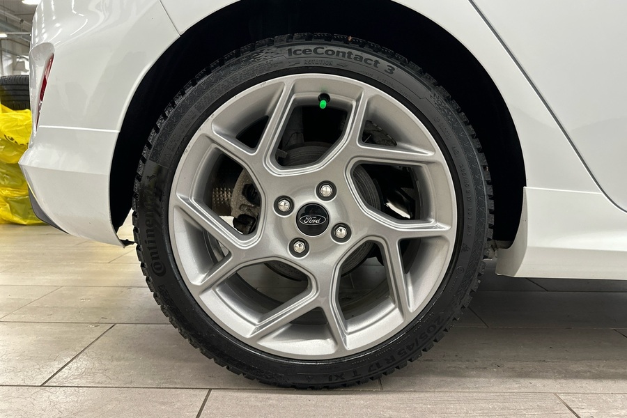 Ford Fiesta vaihtoauto