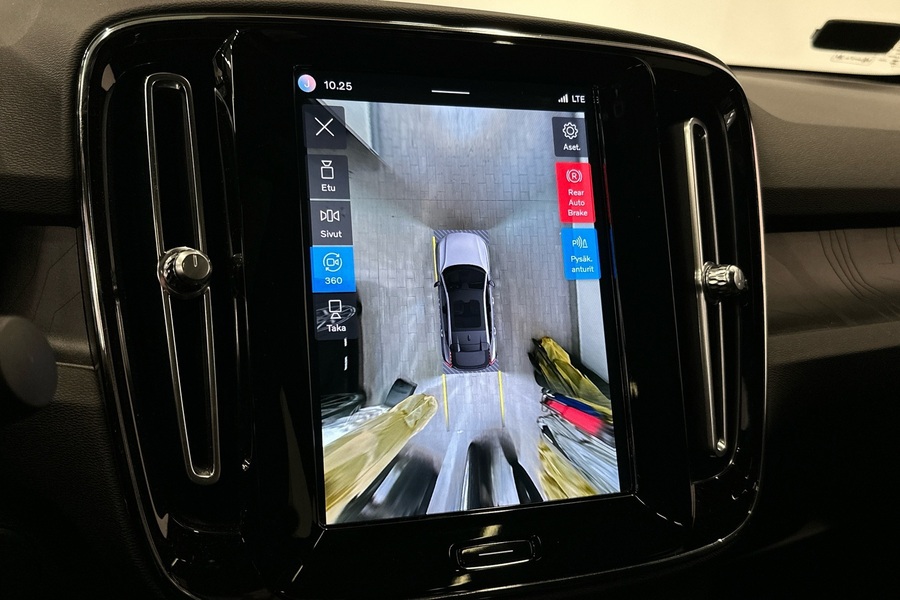 Volvo C40 vaihtoauto