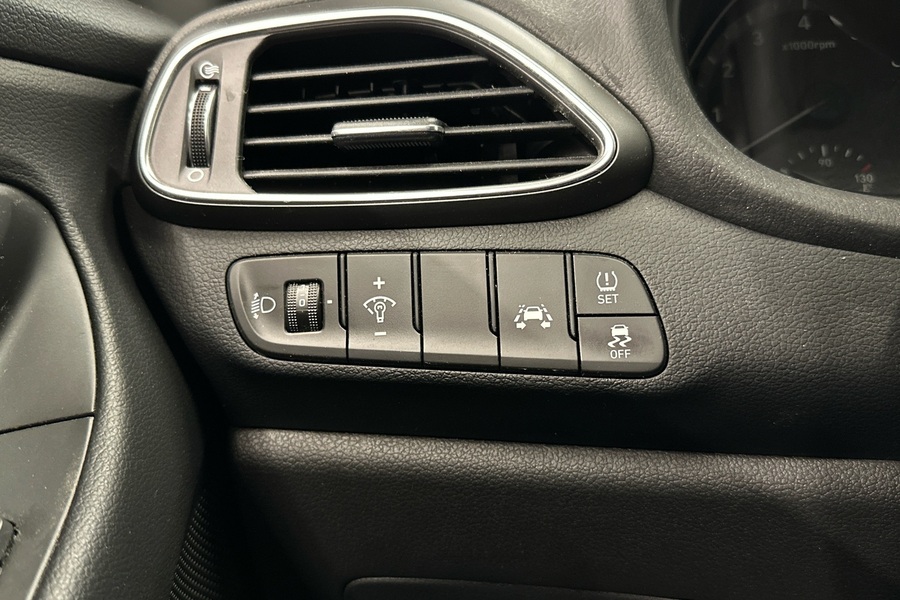 Hyundai i30 Wagon vaihtoauto