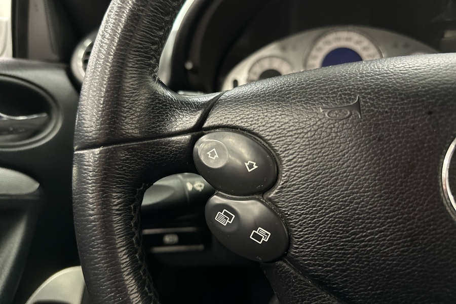 Mercedes-Benz CLK vaihtoauto