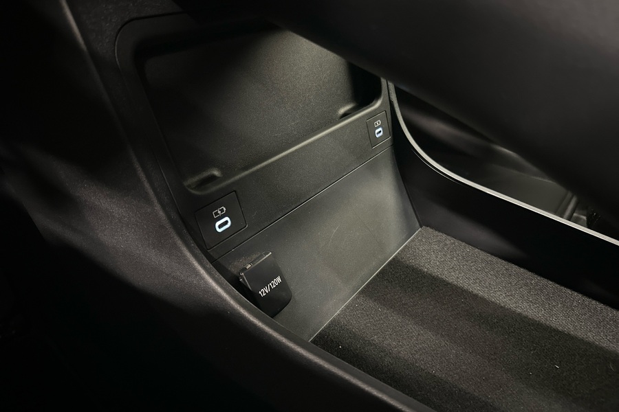 Toyota bZ4X vaihtoauto