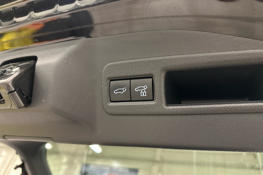 Toyota bZ4X vaihtoauto