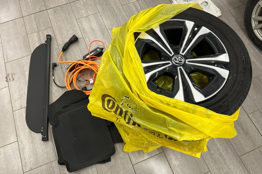 Toyota bZ4X vaihtoauto