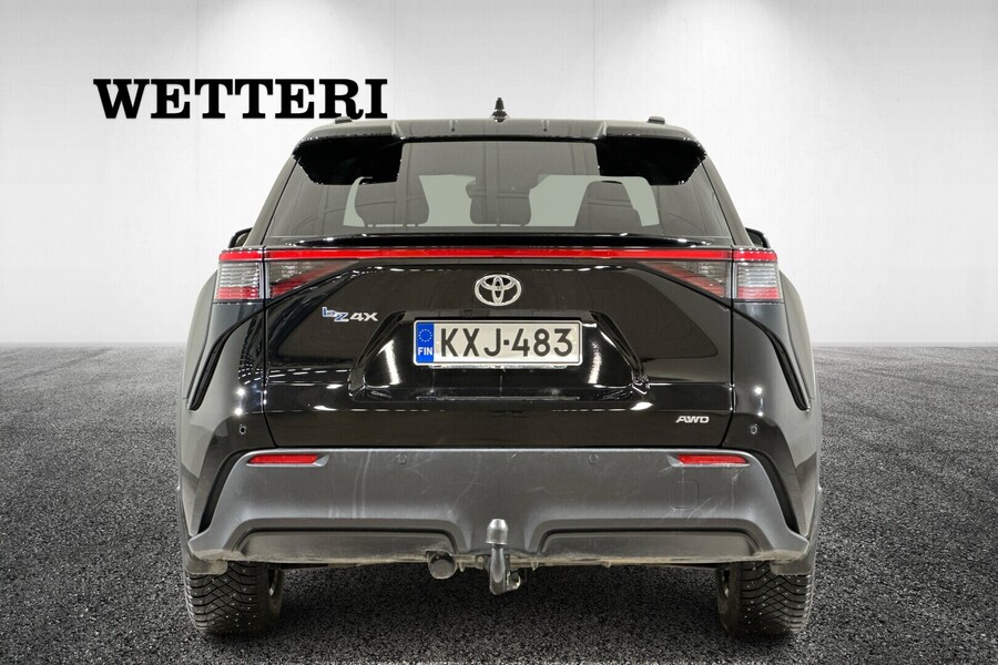 Toyota bZ4X vaihtoauto