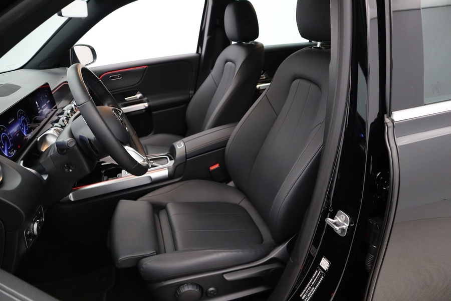 Mercedes-Benz EQB vaihtoauto