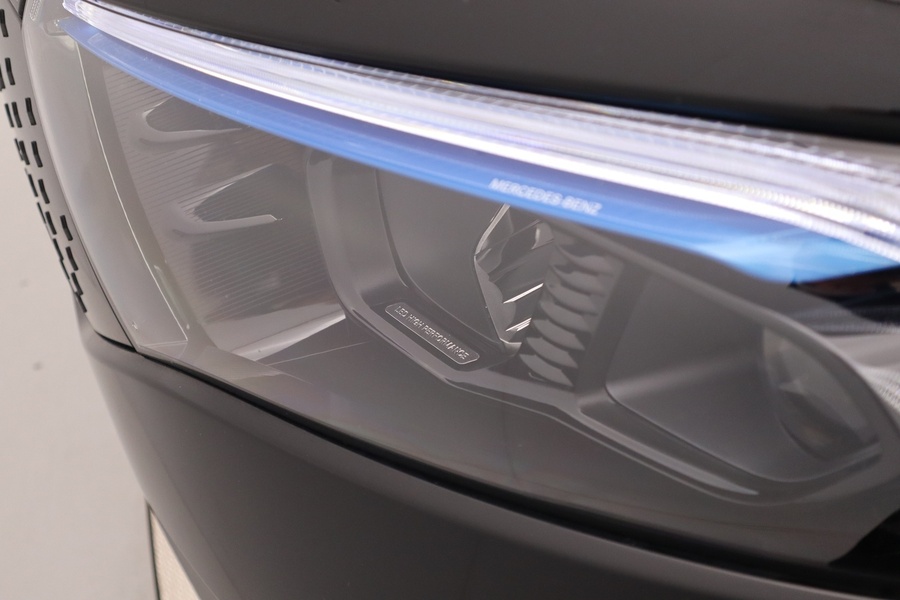 Mercedes-Benz EQB vaihtoauto