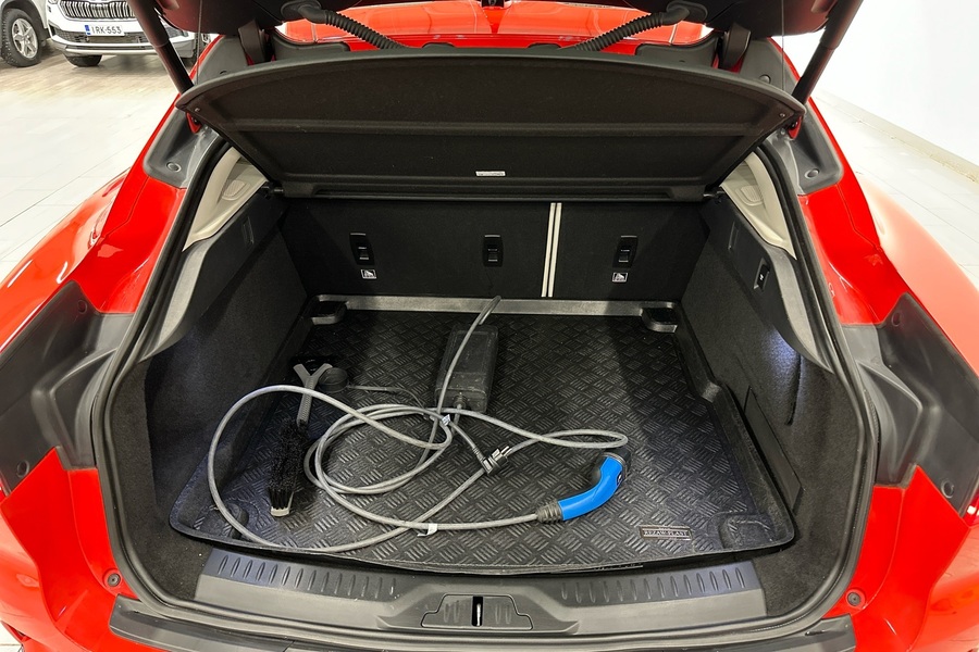 Jaguar I-PACE vaihtoauto