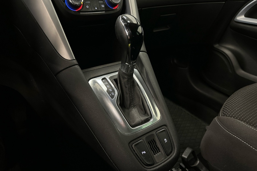 Opel Zafira vaihtoauto