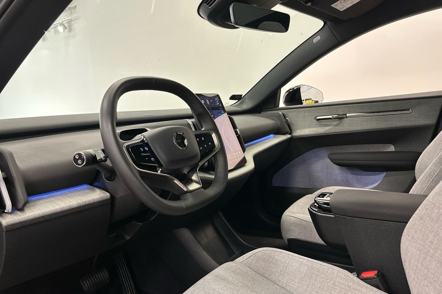 Volvo EX30 vaihtoauto