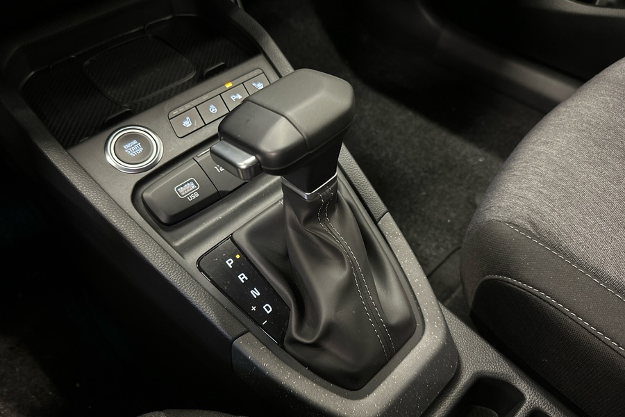 Kia Stonic vaihtoauto