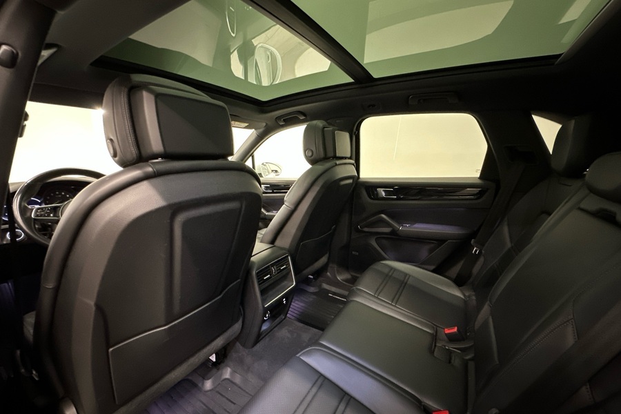 Porsche Cayenne vaihtoauto