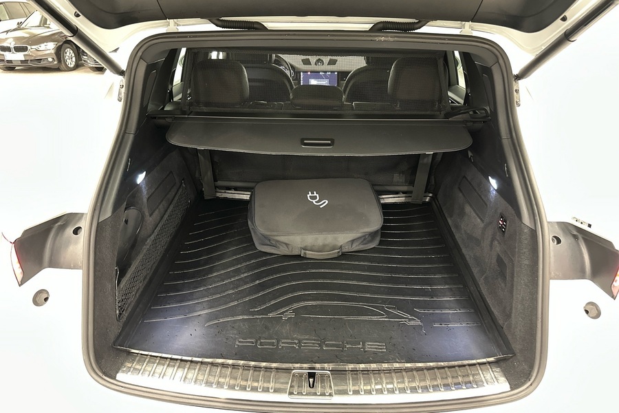 Porsche Cayenne vaihtoauto