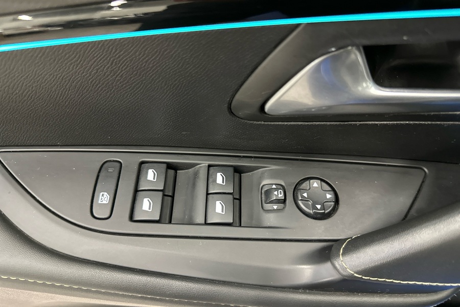 Peugeot e-208 vaihtoauto