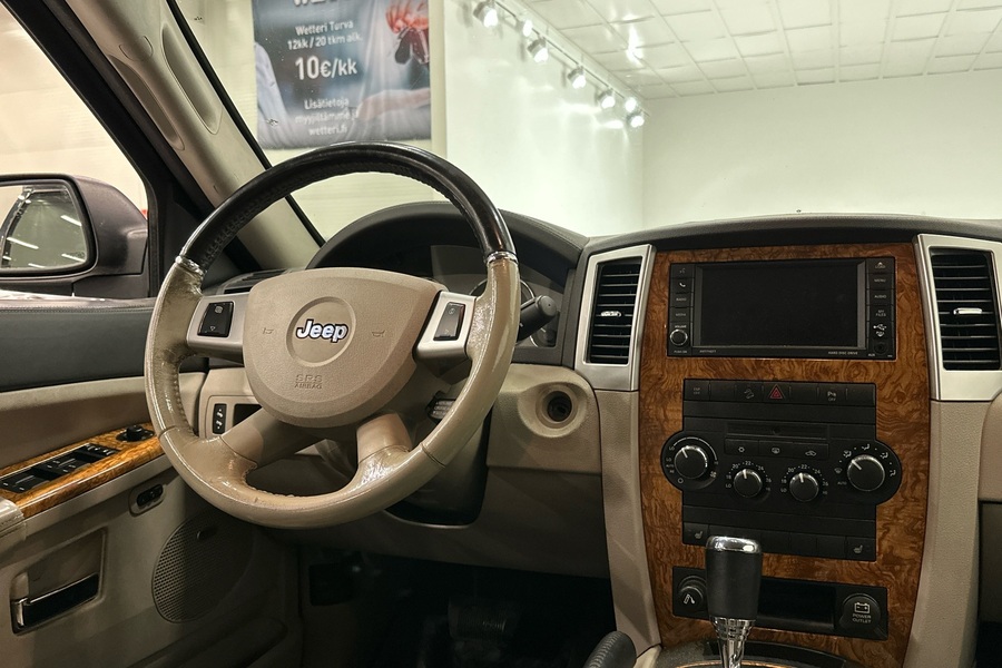 Jeep Grand Cherokee vaihtoauto