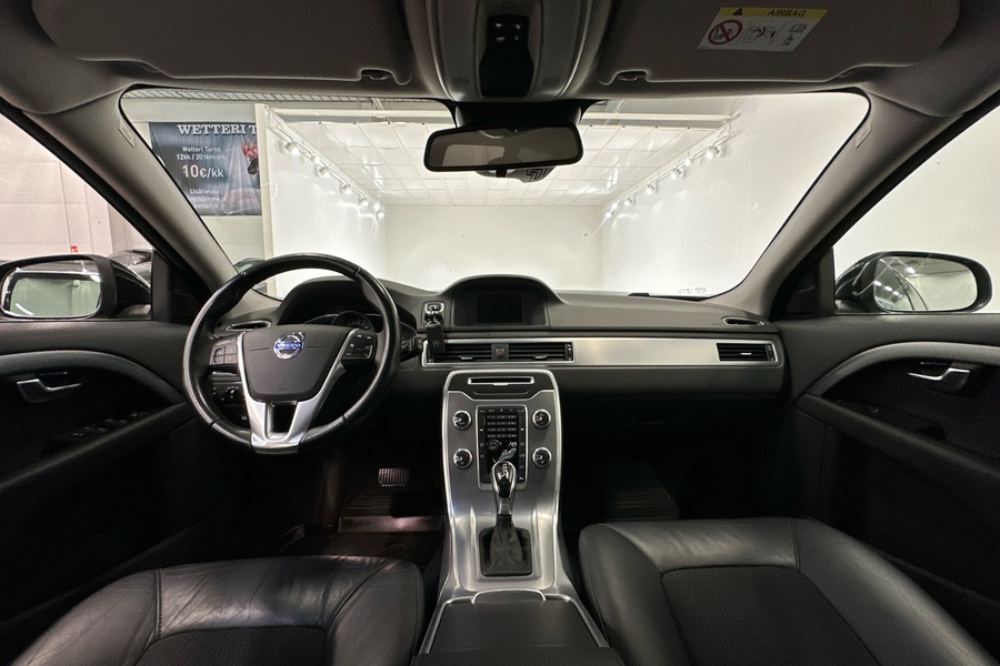 Volvo V70 vaihtoauto