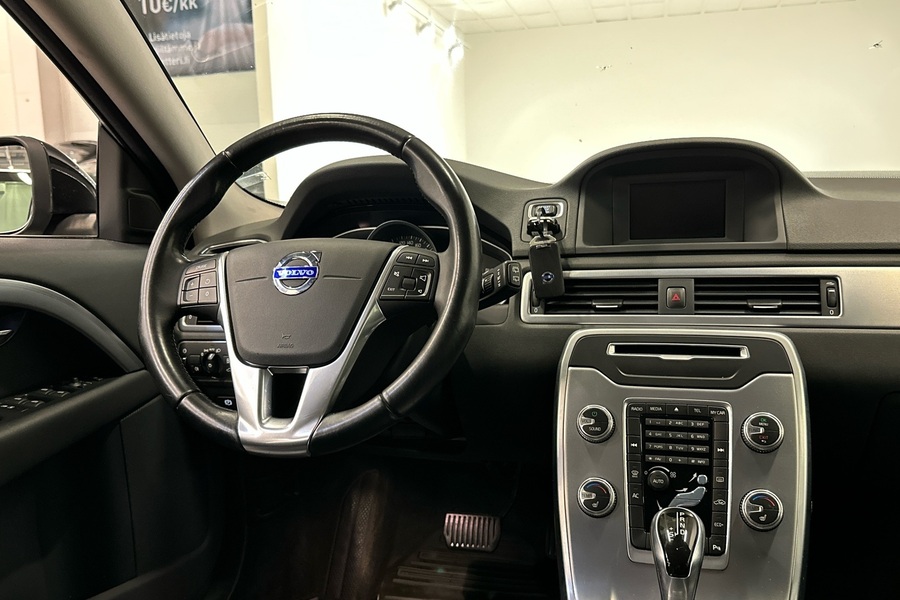 Volvo V70 vaihtoauto