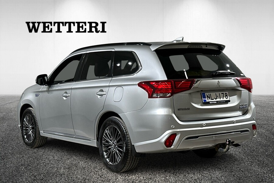 Mitsubishi Outlander PHEV vaihtoauto