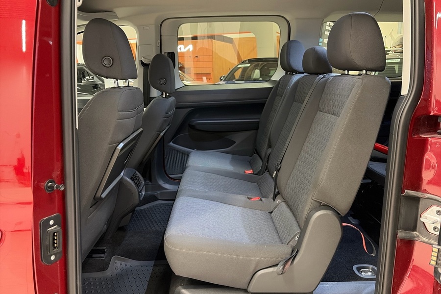 Volkswagen Caddy Maxi vaihtoauto