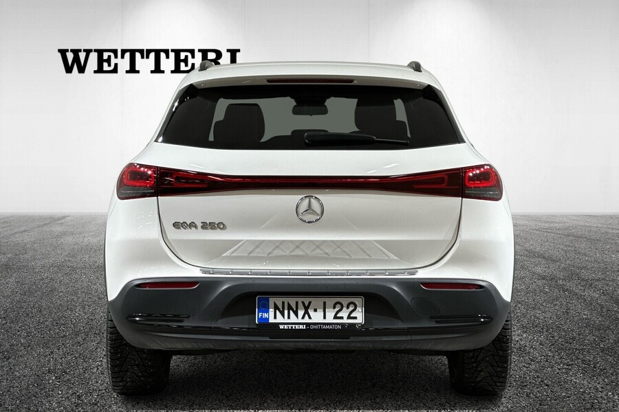Mercedes-Benz EQA vaihtoauto