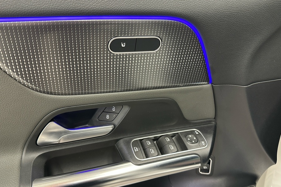 Mercedes-Benz EQA vaihtoauto