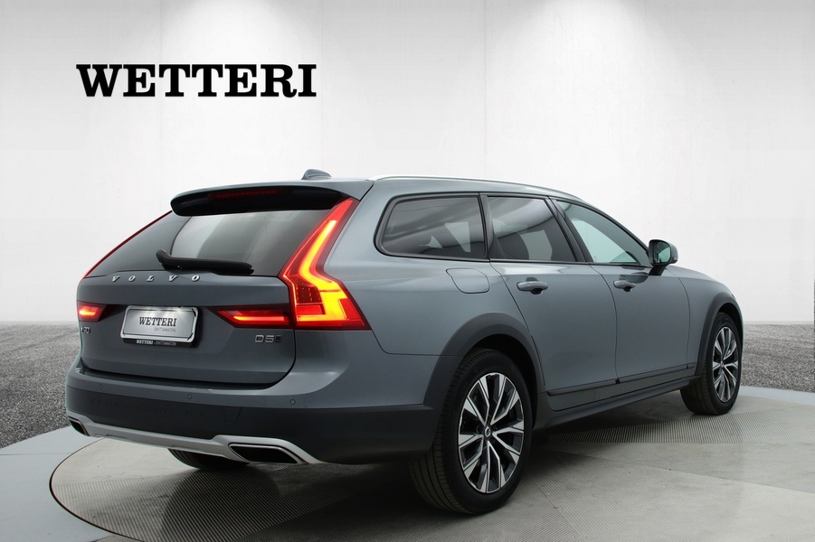 Volvo V90 Cross Country vaihtoauto