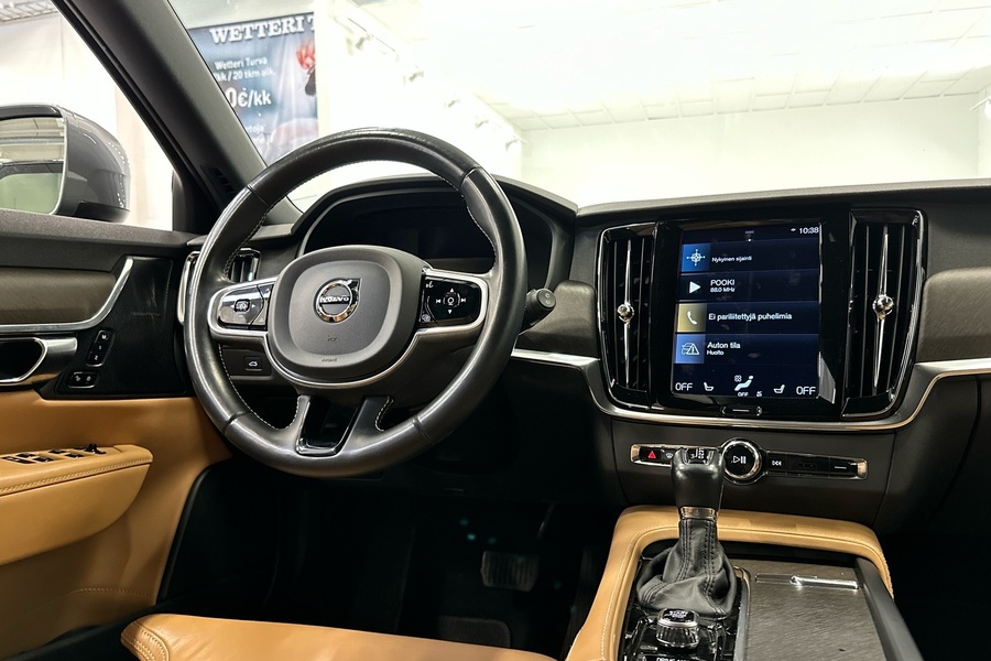Volvo V90 Cross Country vaihtoauto